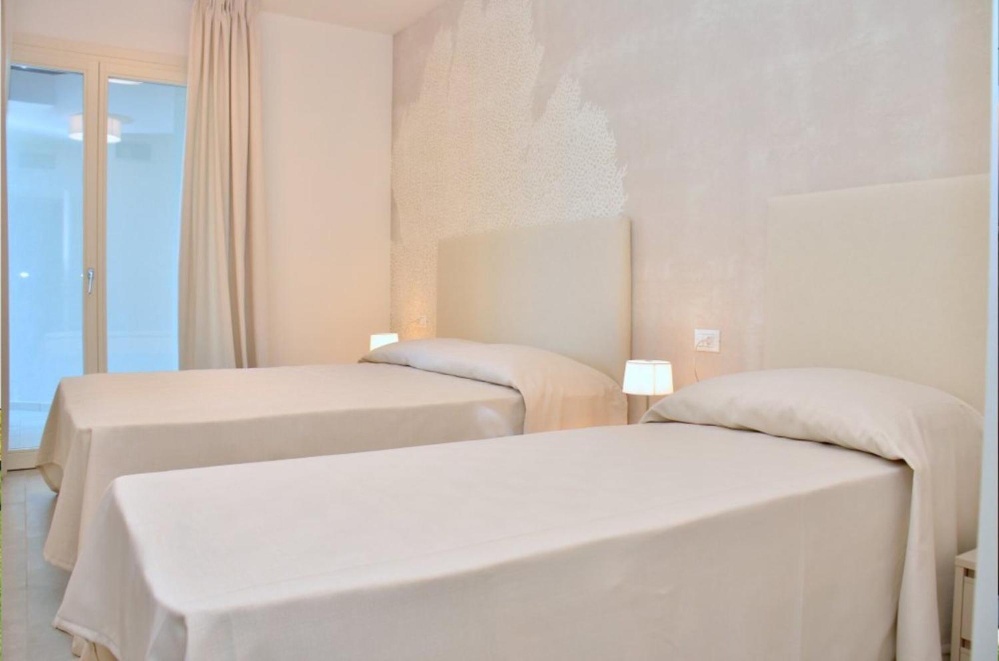 Chic Seaview With Private Terrace Apartment Bibione