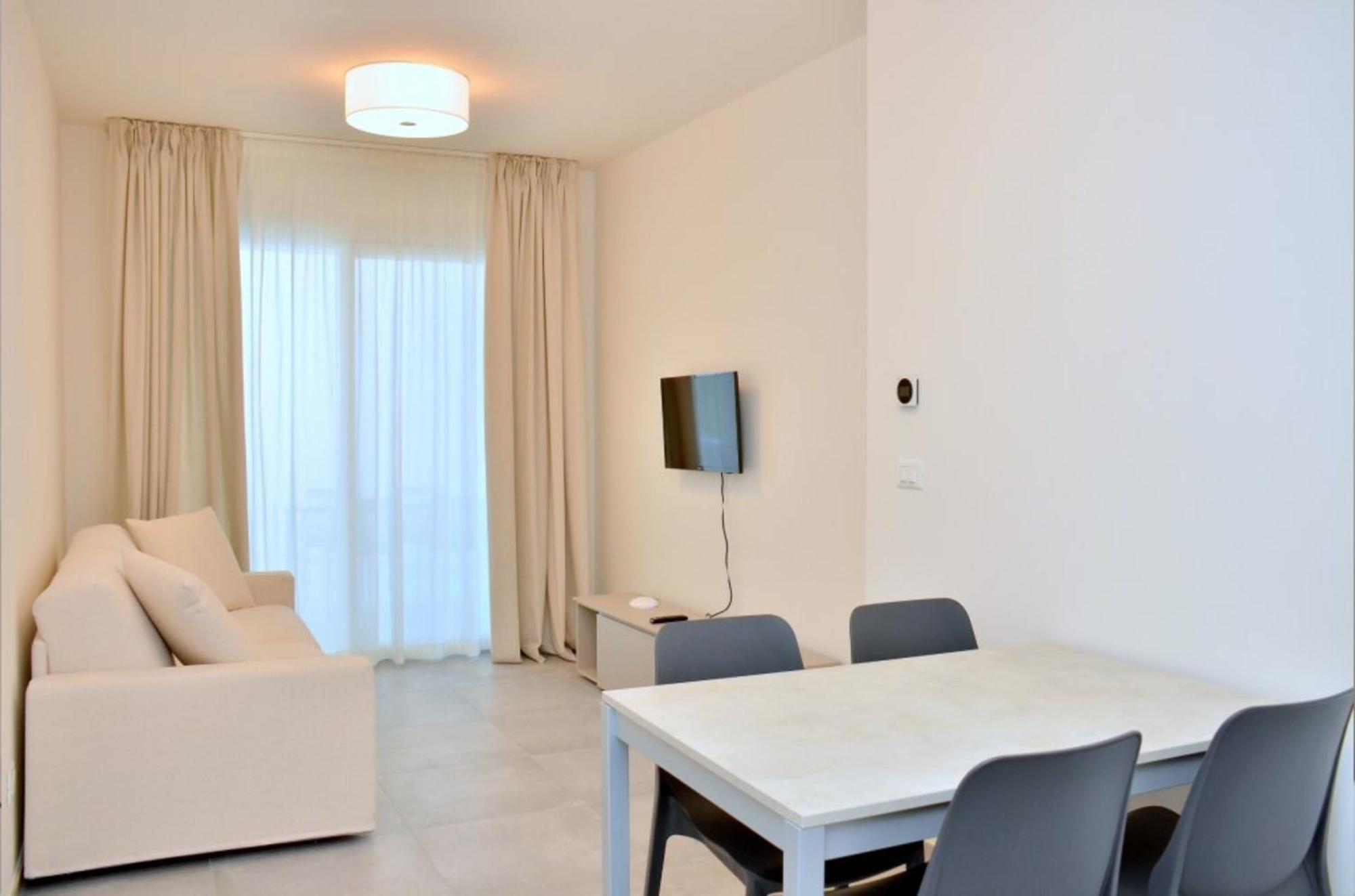 Chic Seaview With Private Terrace Appartamento *